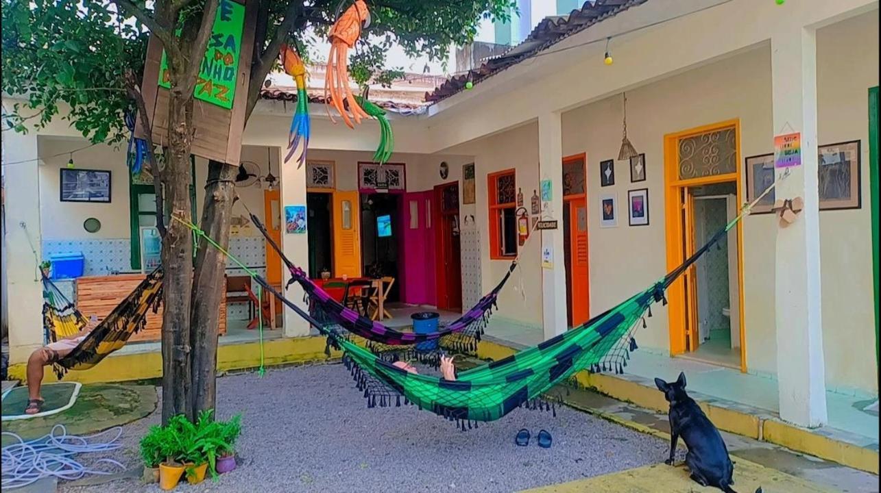 Bar Quartos Climatizados 22h As 8h *