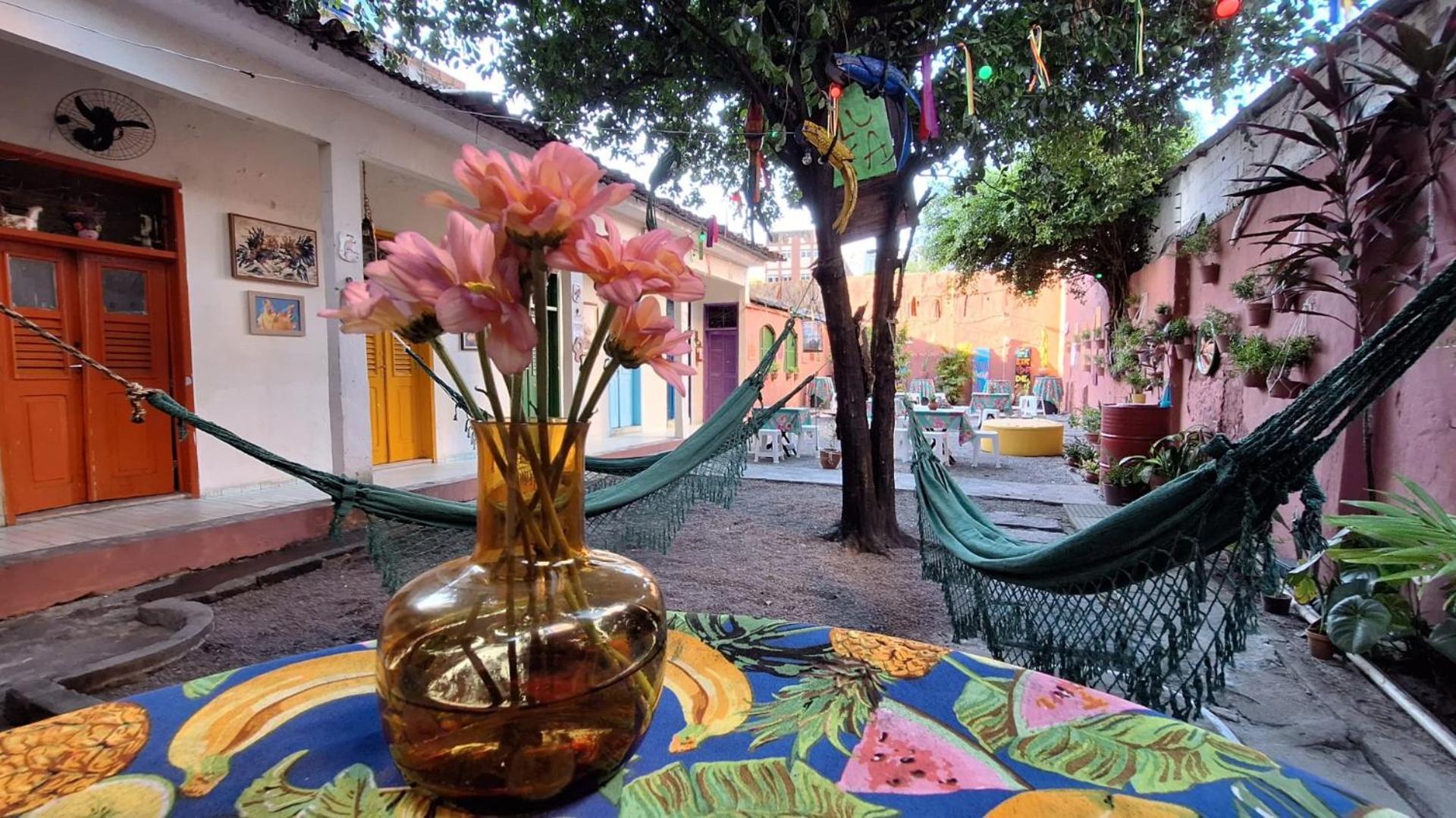 Albergue Bar Quartos Climatizados 22h As 8h
